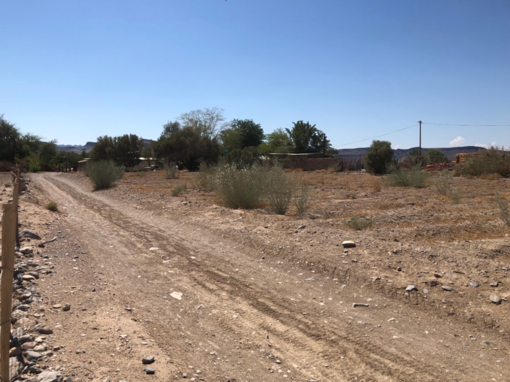 Smallholding for sale in Vioolsdrif - 1NA1736374