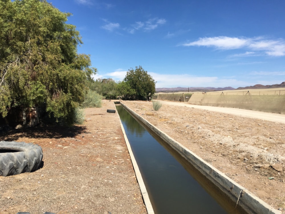 Smallholding for sale in Vioolsdrif - 1NA1736374