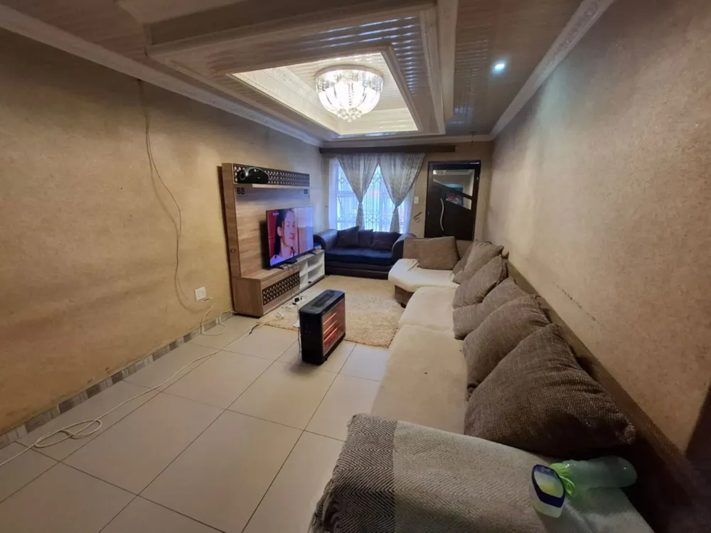 House for sale in Thabong - 1WM1736289 House for sale in Thabong - 1WM1736289
