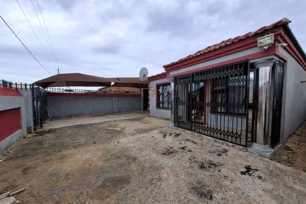 House for sale in Thabong - 1WM1736289