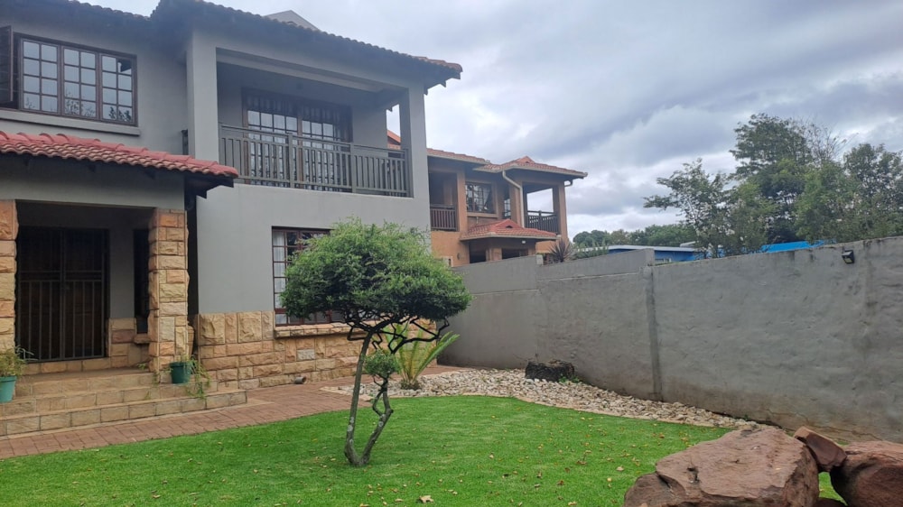 Double-storey house for sale in Mineralia - 1MD1736360