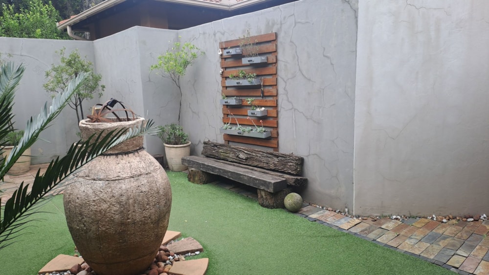 Double-storey house for sale in Mineralia - 1MD1736360