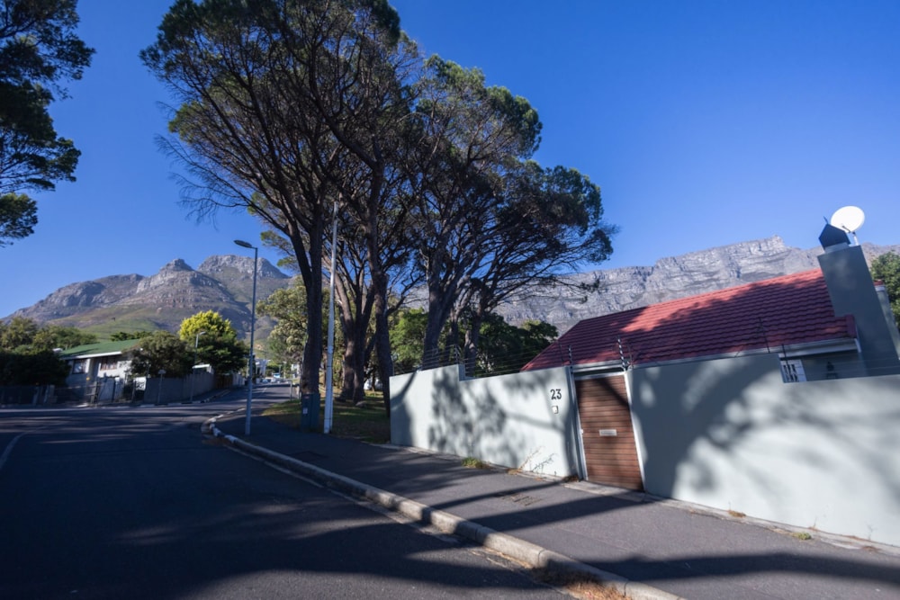 House to rent in Vredehoek - CBL1739048 House to rent in Vredehoek - CBL1739048