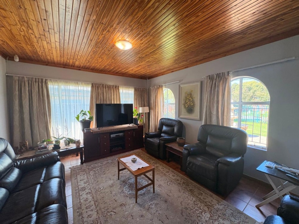 House for sale in Potchefstroom - 1PCH1736684 House for sale in Potchefstroom - 1PCH1736684