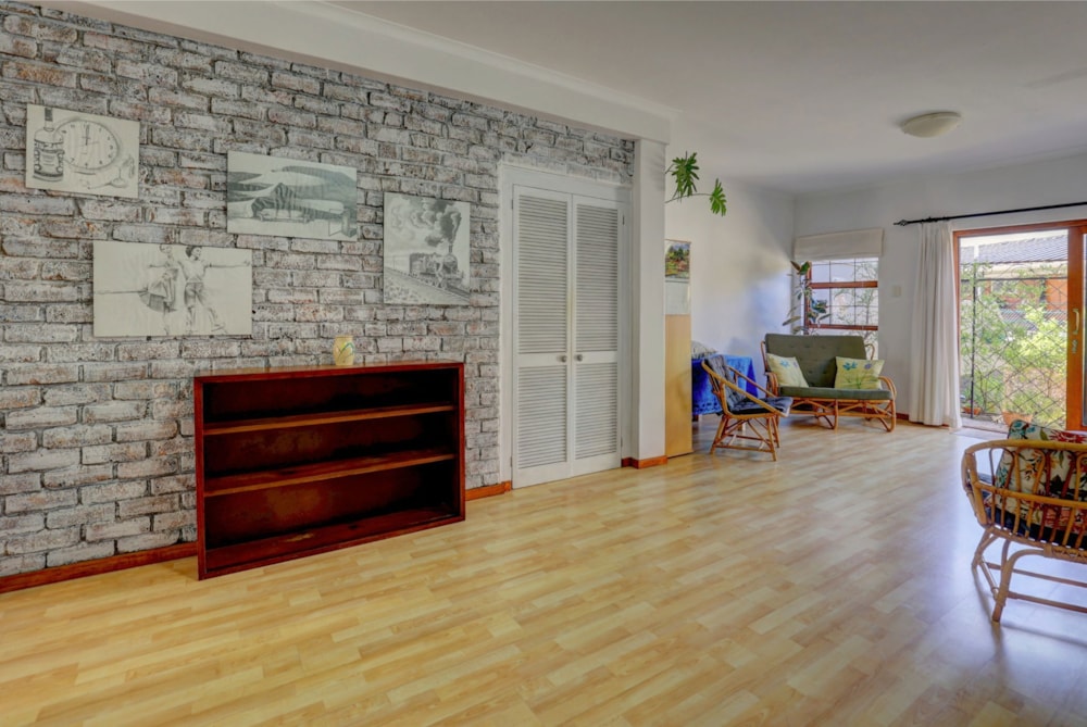 Townhouse for sale in George - GEO1736432