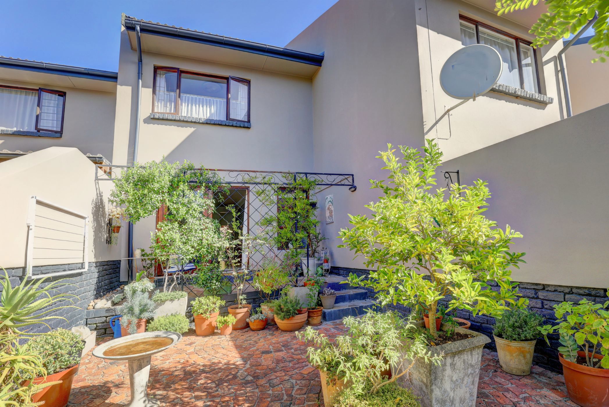 Townhouse for sale in Dormehls drift - GEO1736432