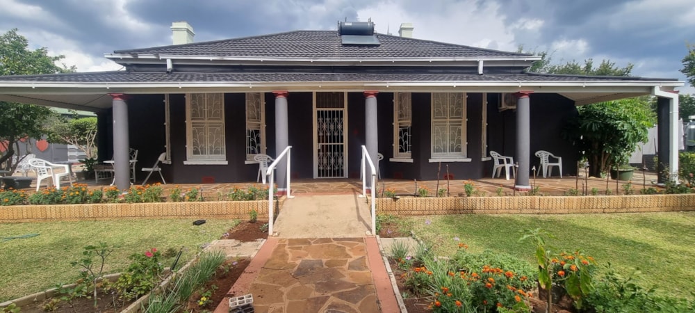 Guesthouse for sale in Belgravia, Kimberley - 1KJ1737500