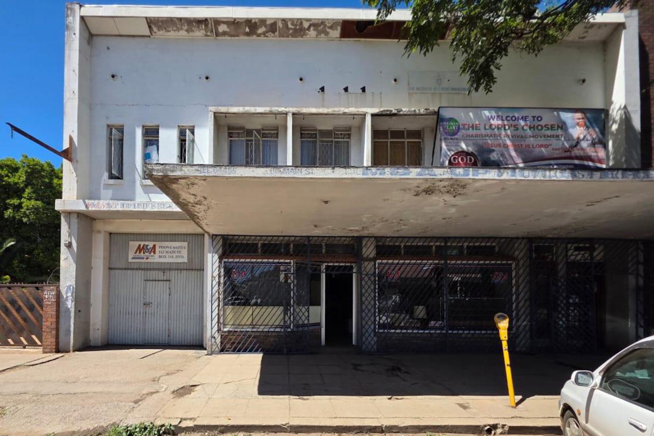 Commercial retail property for sale in Bulawayo, Zimbabwe - 3ZB1736436