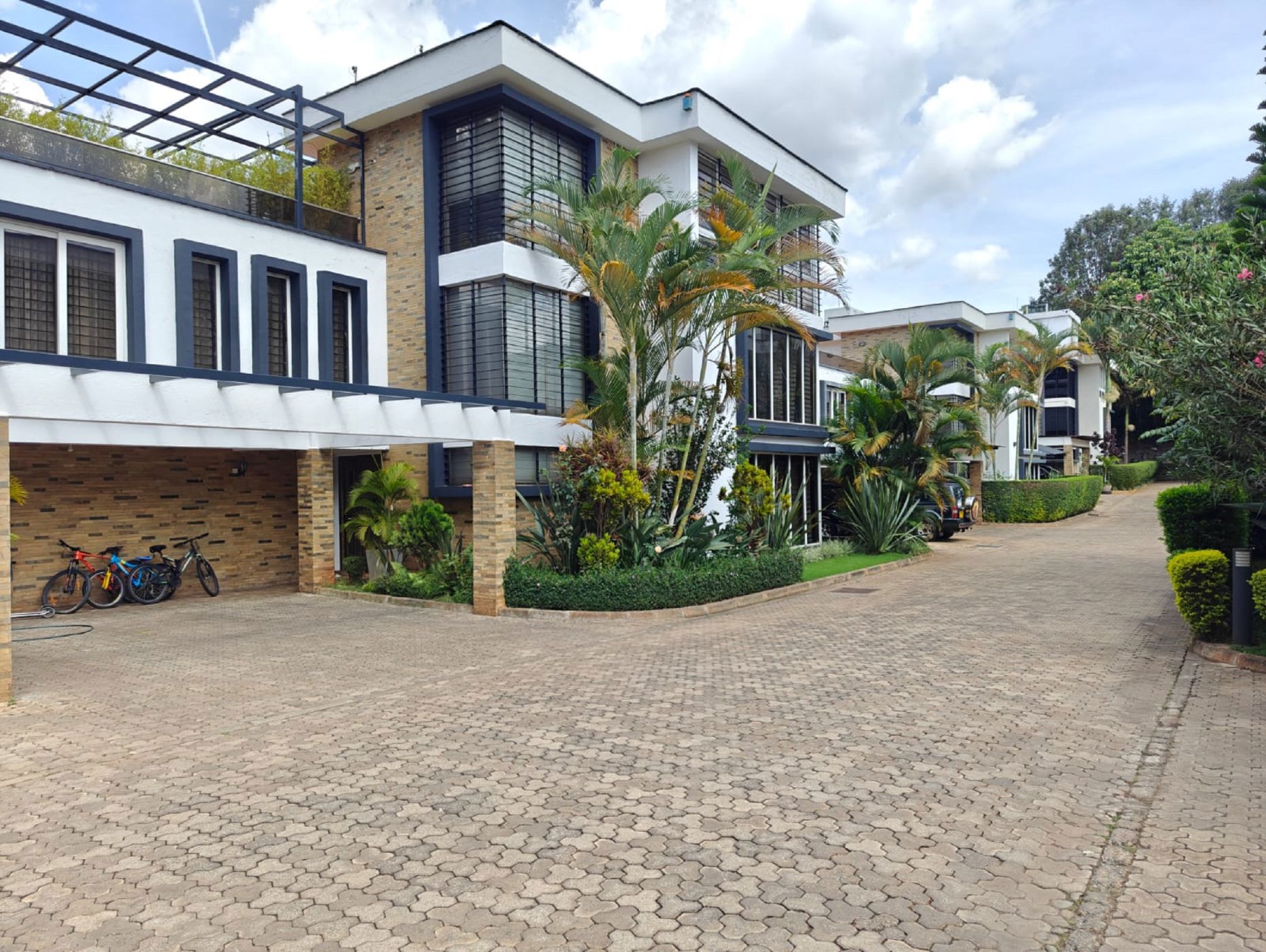 Townhouse for sale in Lavington, Kenya - 3KE1737091
