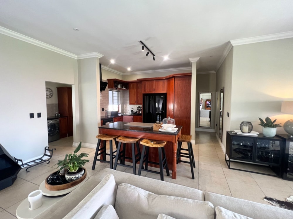 House to rent in Sonheuwel - 1NS1736460