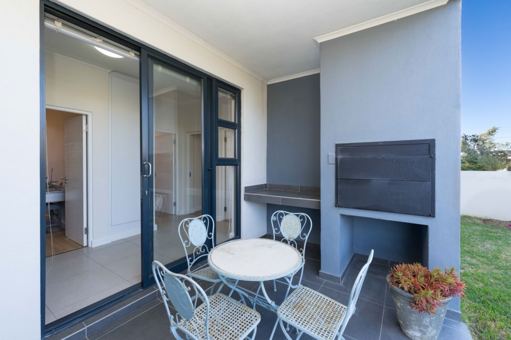 Apartment to rent in Sitari Country Estate - SWL1736468