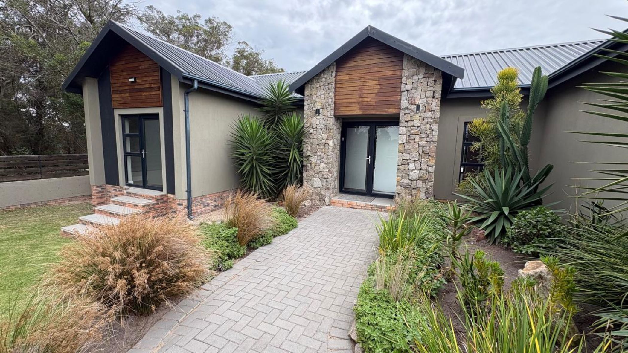 Security estate home for sale in Kragga Kamma - 1PLZ1736656