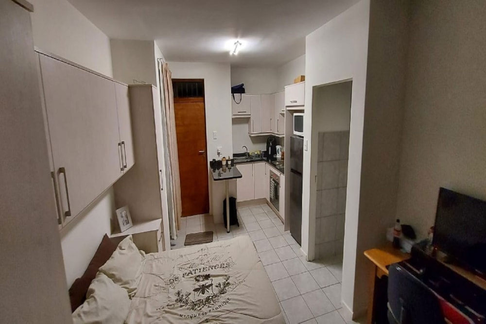 Apartment to rent in Mbombela Central (Nelspruit Central) - 1NS1736501