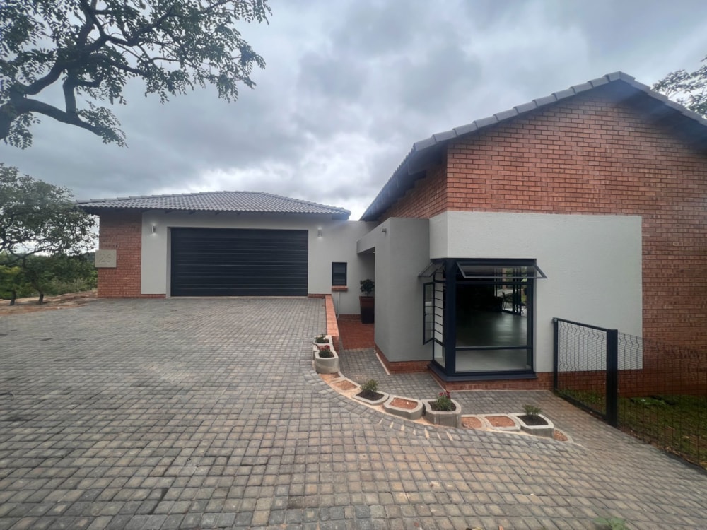 House for sale in Sonheuwel Ext 1 - 1NS1737325