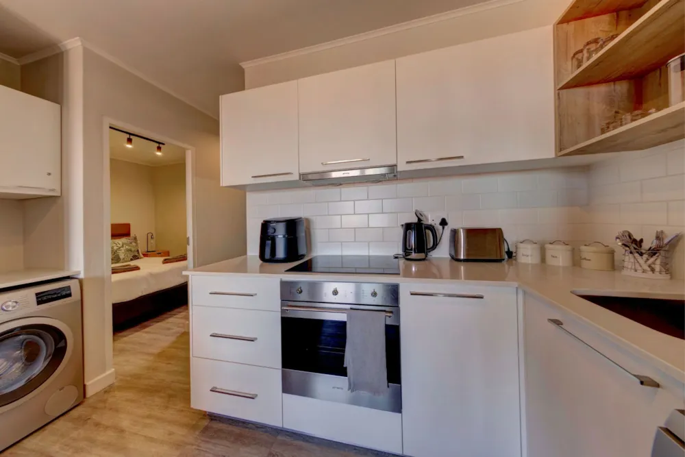 Apartment for sale in Mossel Bay Central - 1MB1738299 Apartment for sale in Mossel Bay Central - 1MB1738299