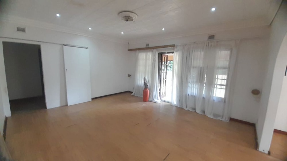 House to rent in Uvongo - 1PSH1736865