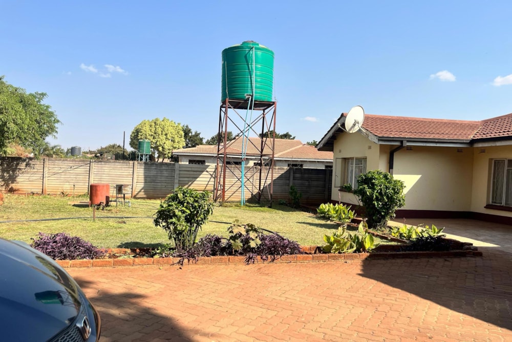 House for sale in Marlborough, Zimbabwe - 3ZB1736593