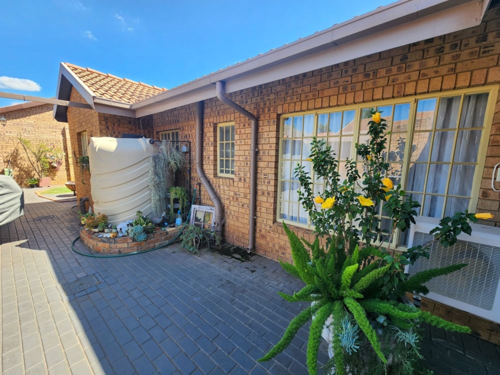 House for sale in Modimolle (Nylstroom) - 1MDM1736772