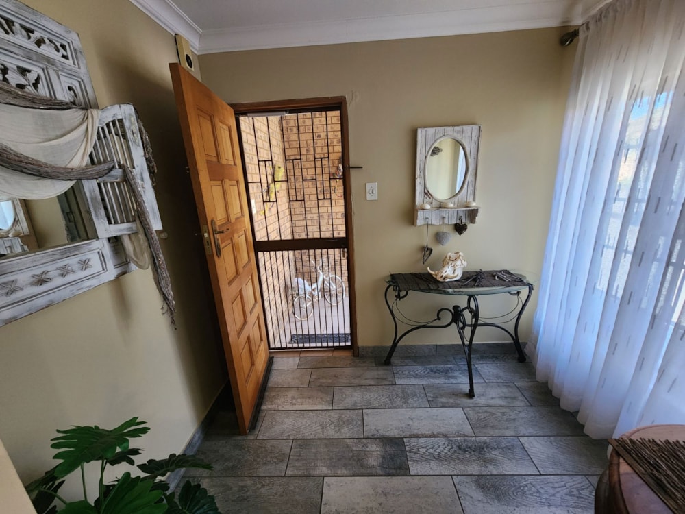 House for sale in Modimolle (Nylstroom) - 1MDM1736772