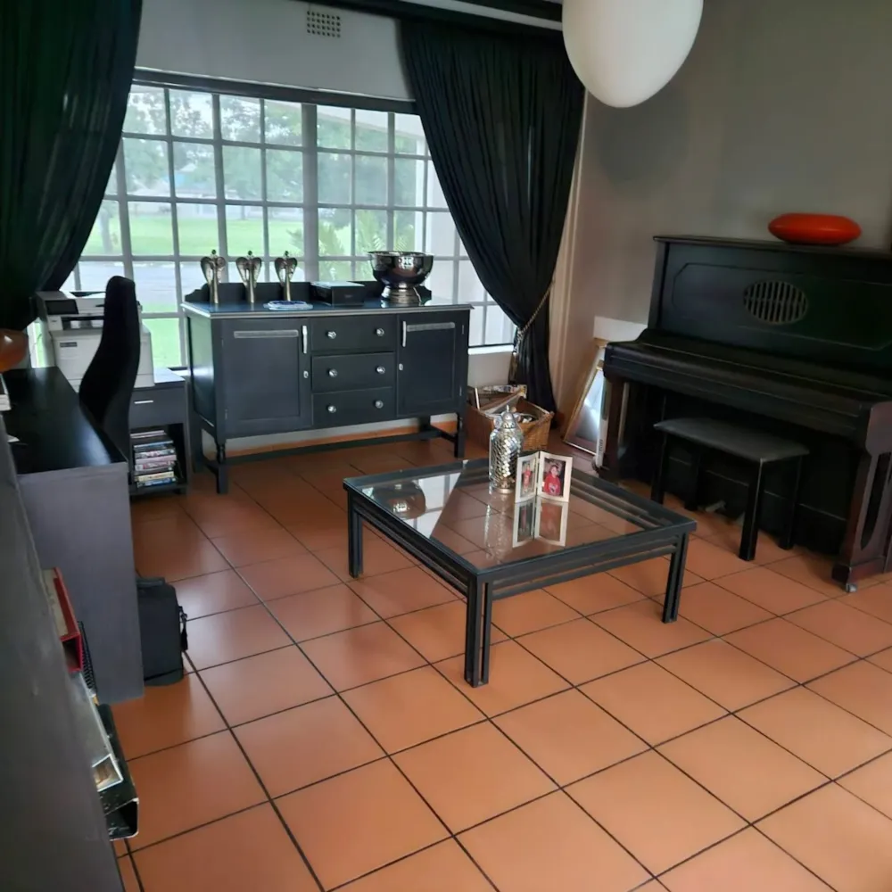 House for sale in Jim Fouche Park - 1WM1736778 House for sale in Jim Fouche Park - 1WM1736778