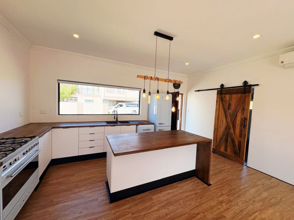 House for sale in Potchefstroom - 1PCH1737004