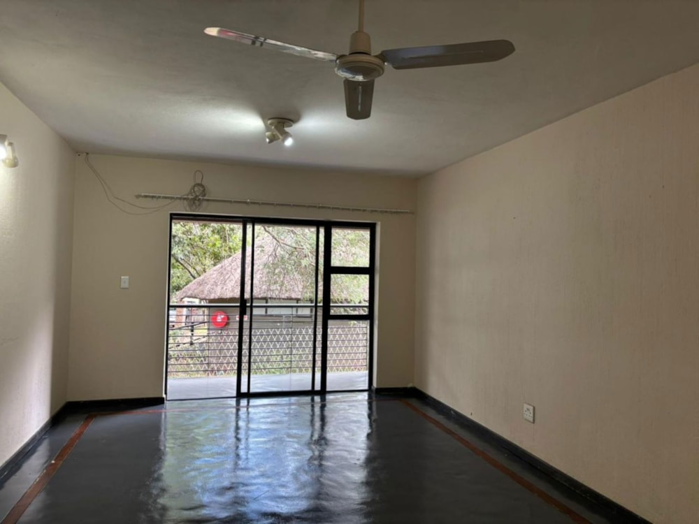 Apartment to rent in Hoedspruit - 1HS1736768
