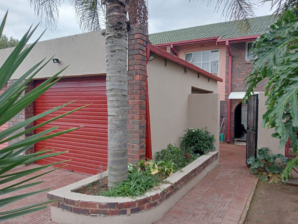 Townhouse for sale in Geduld East - 1SP1736764 Townhouse for sale in Geduld East - 1SP1736764