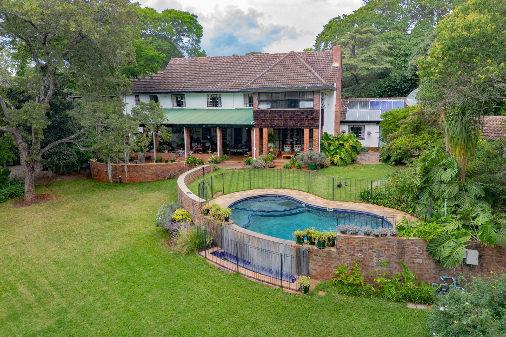 Double-storey house for sale in Highlands, Zimbabwe - 3ZB1737028