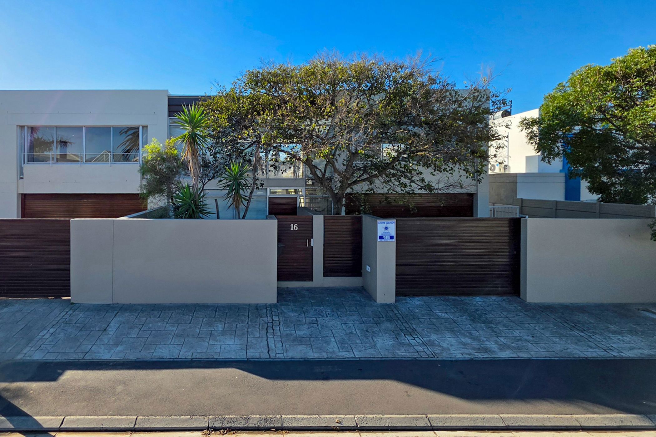 House for sale in Sunset Beach, Cape Town - 1TV1736796