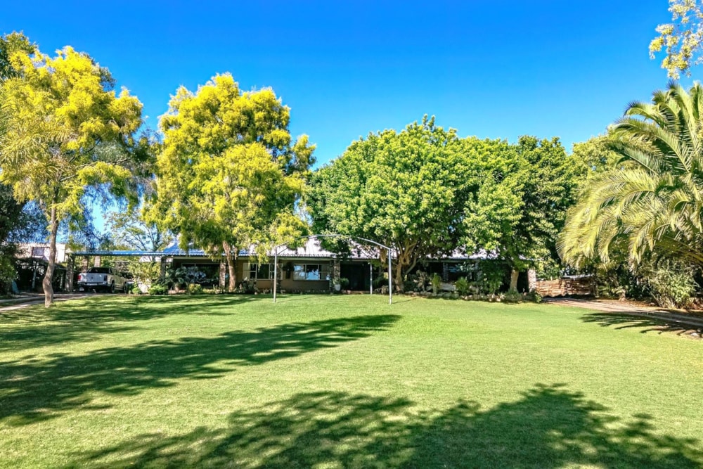 House for sale in Oudtshoorn North - 1OU1736809