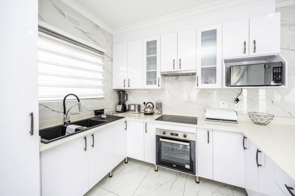 Townhouse for sale in Gonubie - 1EZ1736982