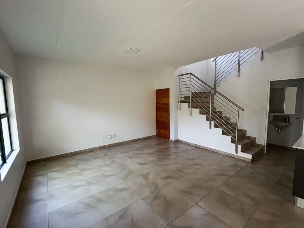 Townhouse for sale in Mbomela Ext 37 (Nelspruit Ext 37) - 1NS1737051