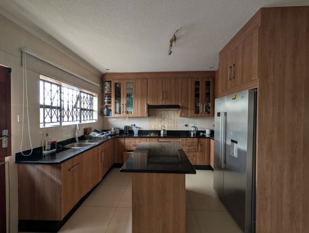 House for sale in Ruwa, Zimbabwe - 3ZB1736838