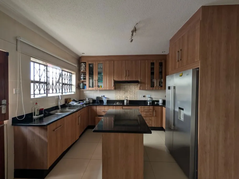 House for sale in Ruwa, Zimbabwe - 3ZB1736838 House for sale in Ruwa, Zimbabwe - 3ZB1736838