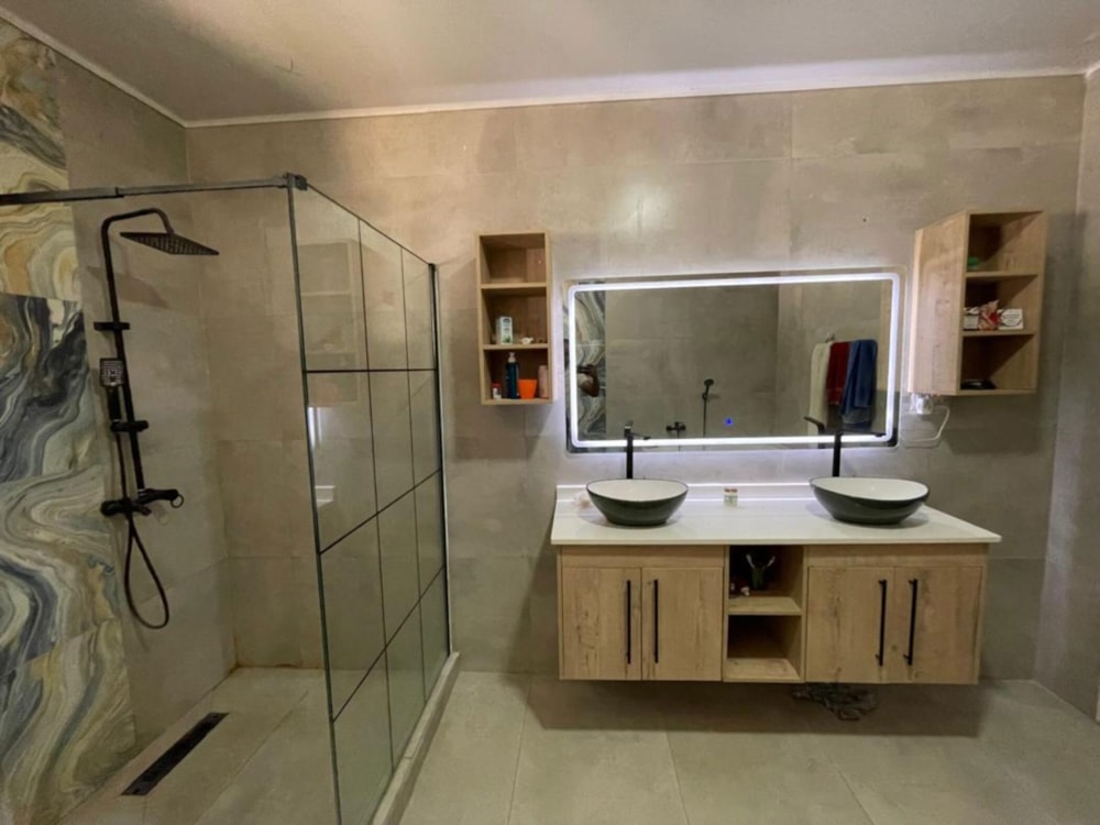 Single-storey house for sale in Lilayi, Zambia - 3ZA1736869