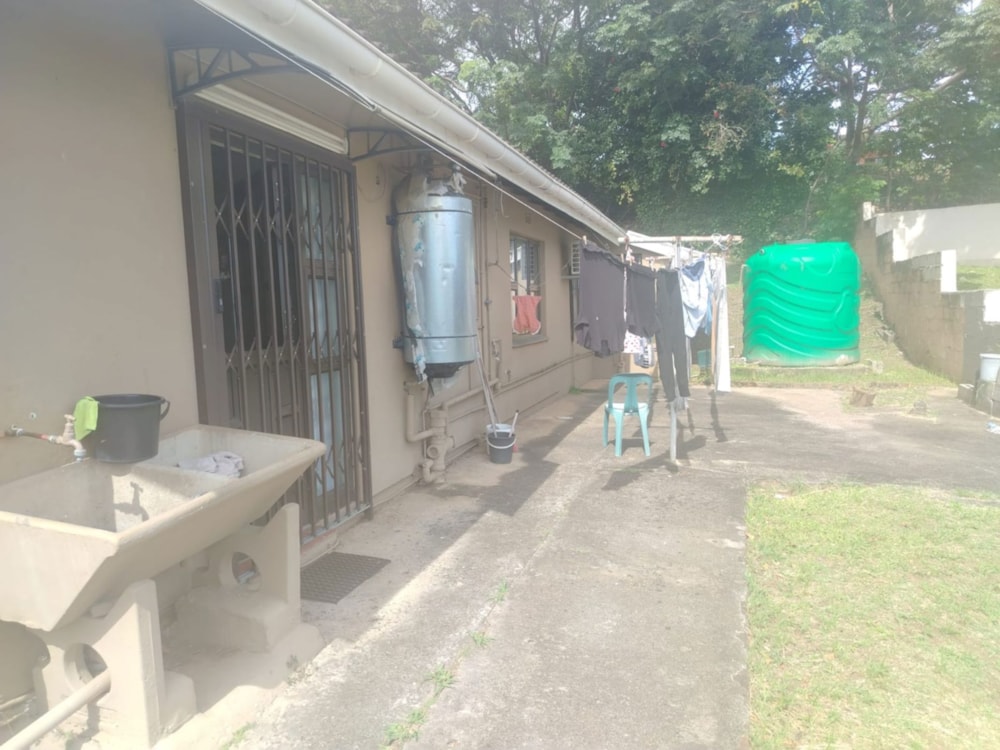 House for sale in Phoenix, KwaZulu-Natal - 1DA1736883