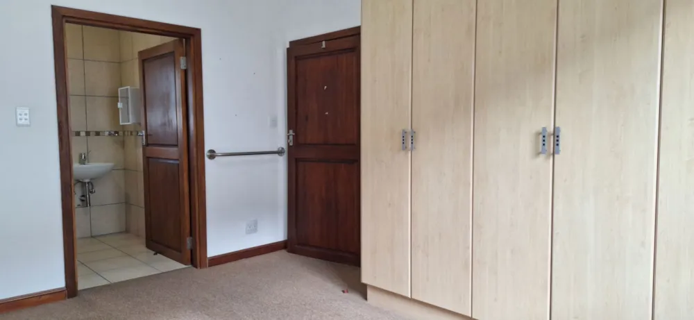 Apartment for sale in Oudtshoorn North - 1OU1736955 Apartment for sale in Oudtshoorn North - 1OU1736955