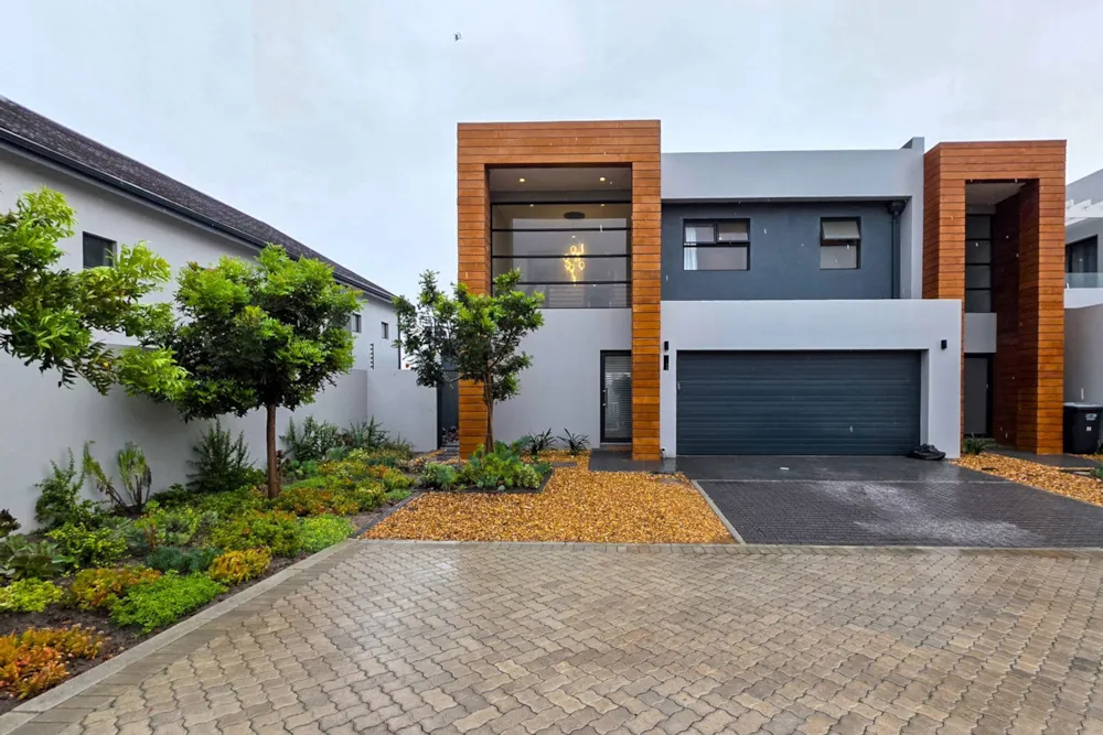 Townhouse for sale in Sandown, Blouberg - 1TV1737752 Townhouse for sale in Sandown, Blouberg - 1TV1737752