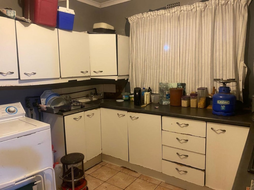 House for sale in Ikwezi - 1MH1737079