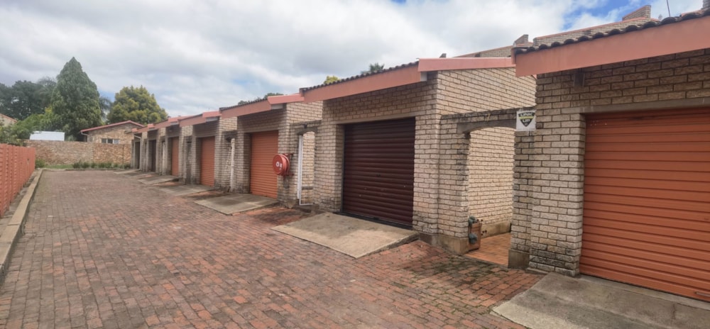 Apartment to rent in Hutten Heights - 1NW1737038