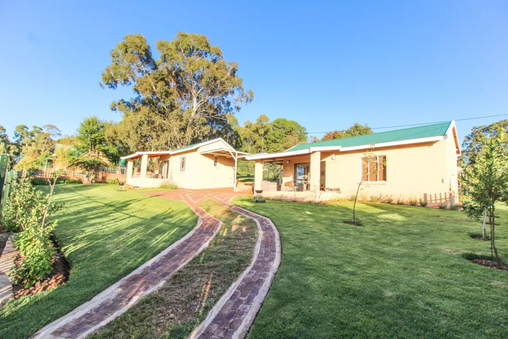 House for sale in Dullstroom - 1DS1737075 House for sale in Dullstroom - 1DS1737075