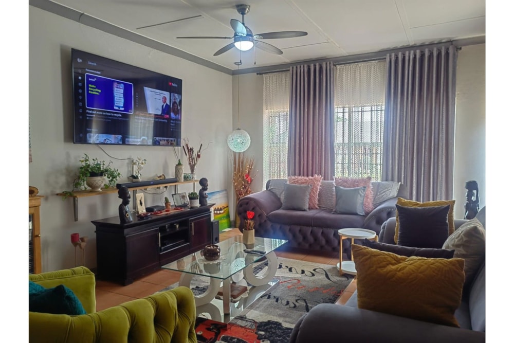 House to rent in Kempton Park - ENL1737094