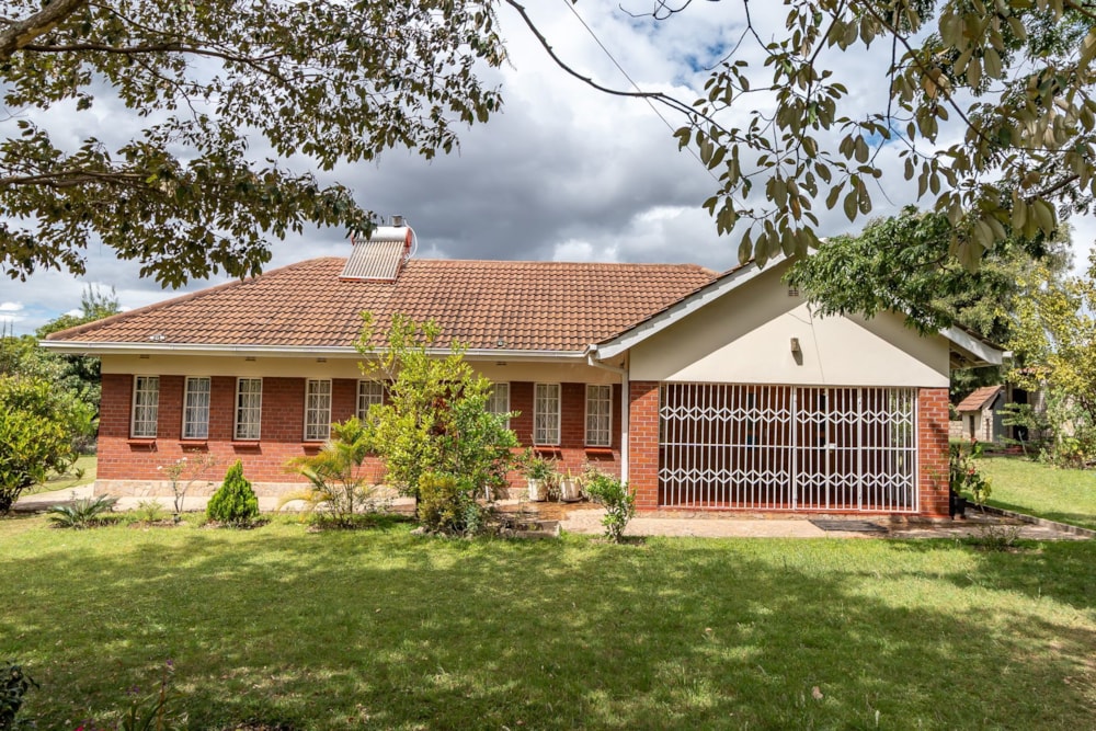 House for sale in Waterfalls, Zimbabwe - 3ZB1737108