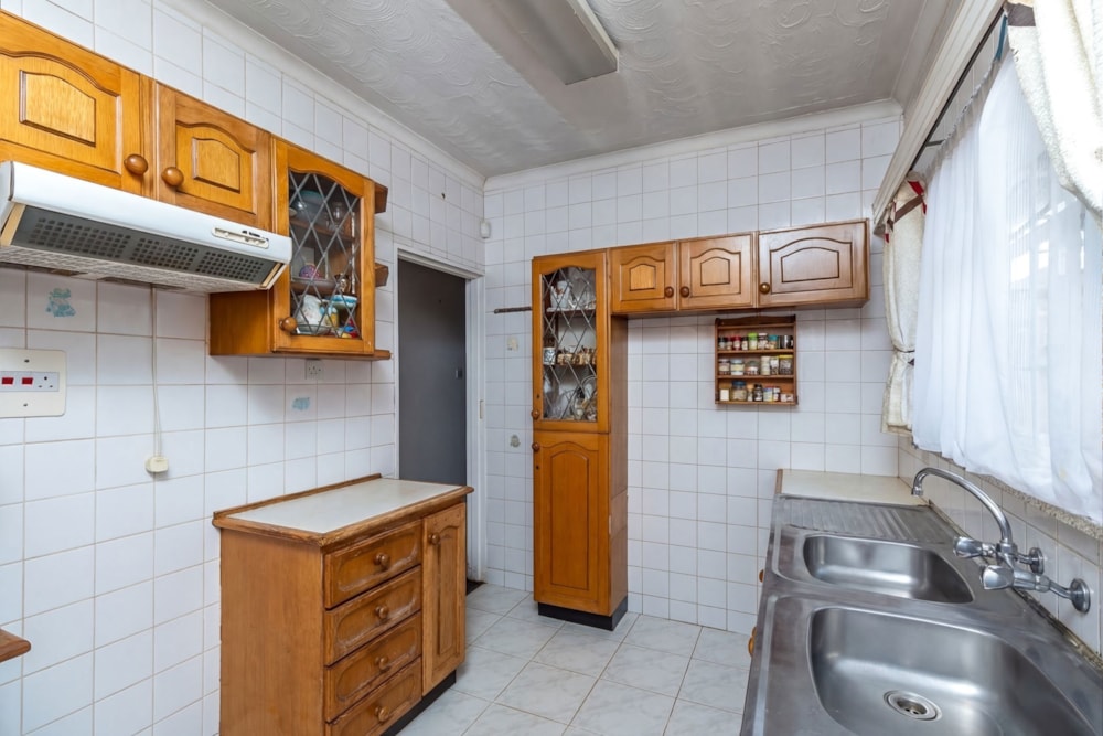 House for sale in Waterfalls, Zimbabwe - 3ZB1737108