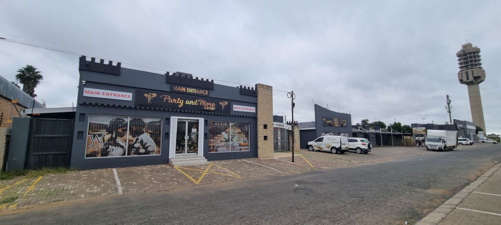 Commercial Building for sale in Kimberley - 1KJ1738693