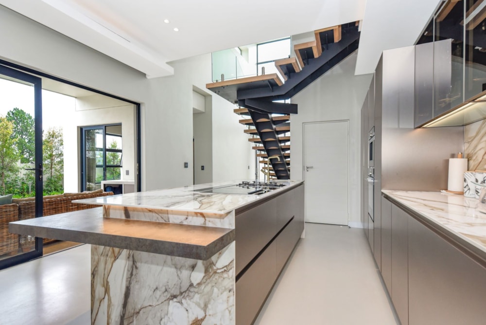 Double-storey cluster for sale in Lonehill - FW1737230