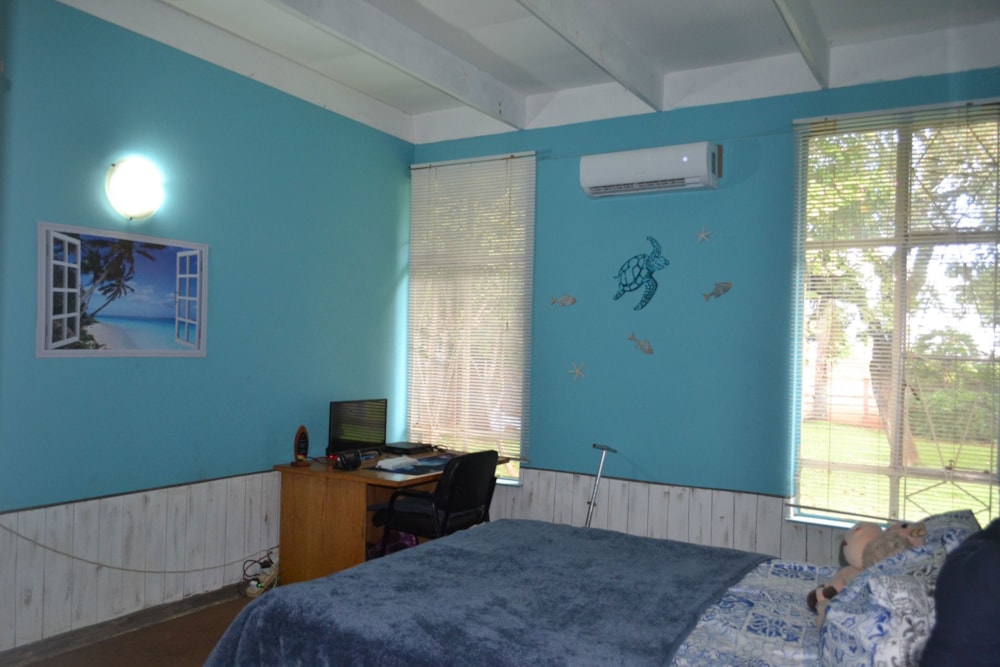 House for sale in Mookgopong (Naboomspruit) - 1MDM1737214