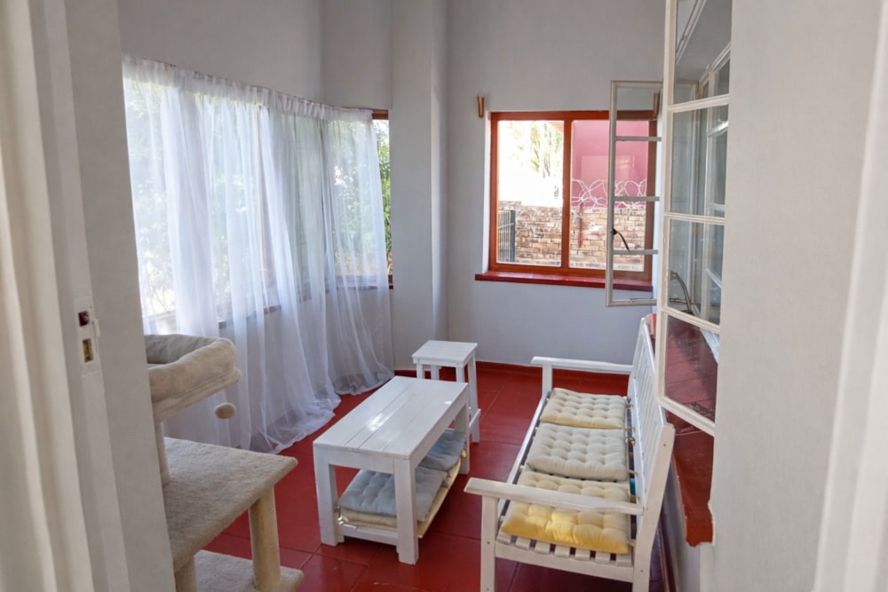 Apartment to rent in Oudtshoorn North - 1OU1737223