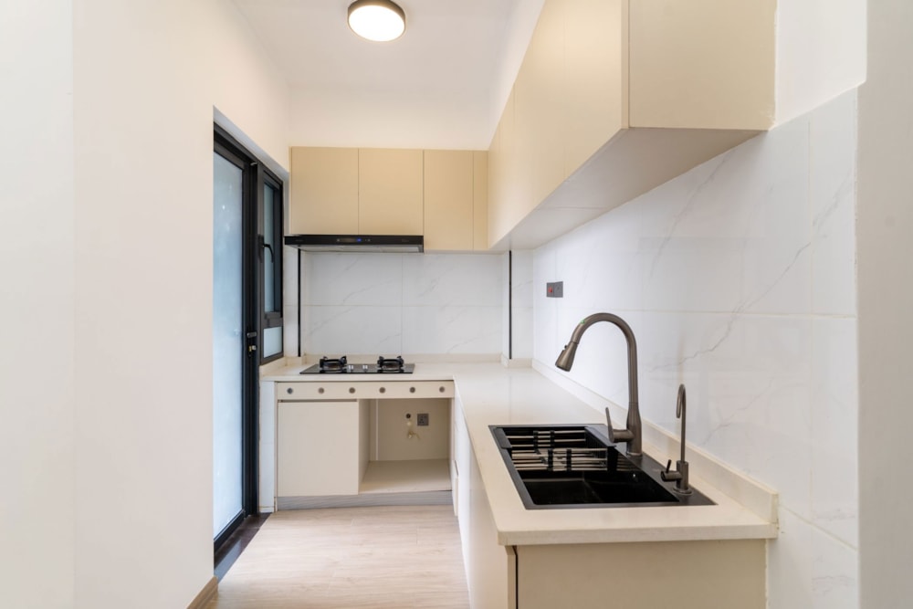 Apartment to rent in Kilimani, Kenya - 3KE1738041