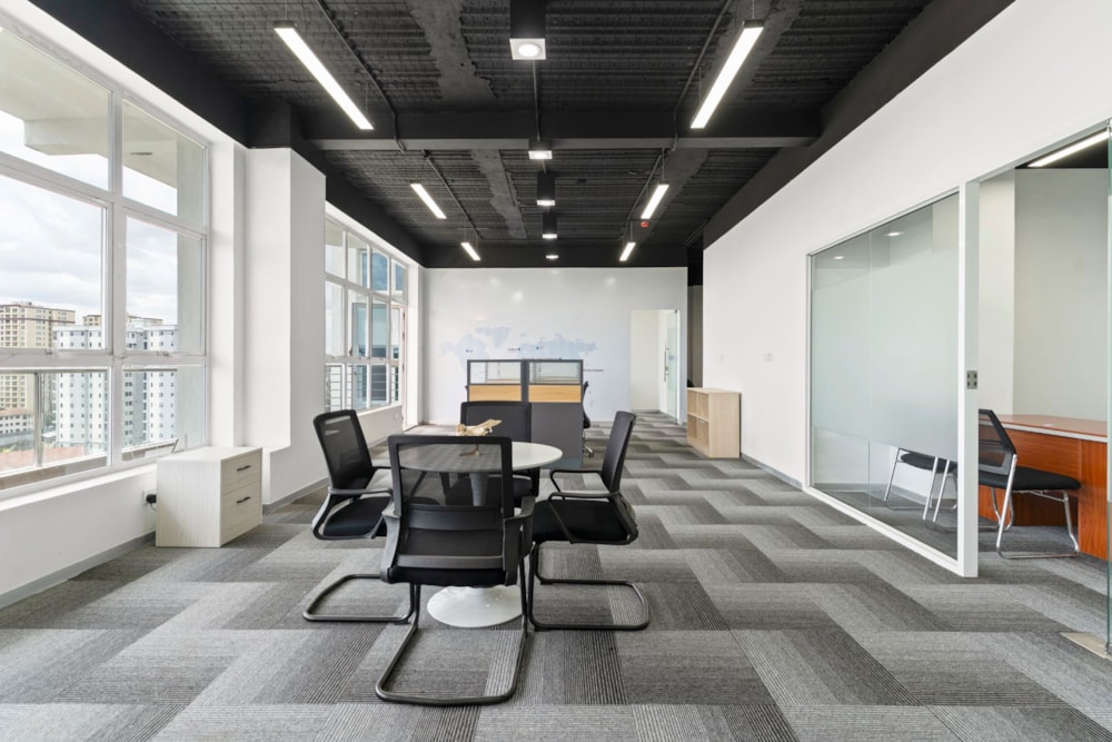 Commercial office for sale in Kilimani, Kenya - 3KE1737238